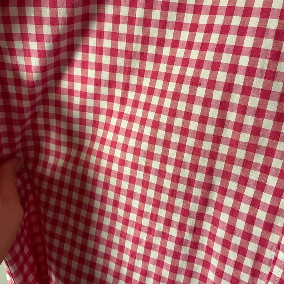 Linda Uomo Performance Shirt in Vibrant Pink - Picture 7 of 7